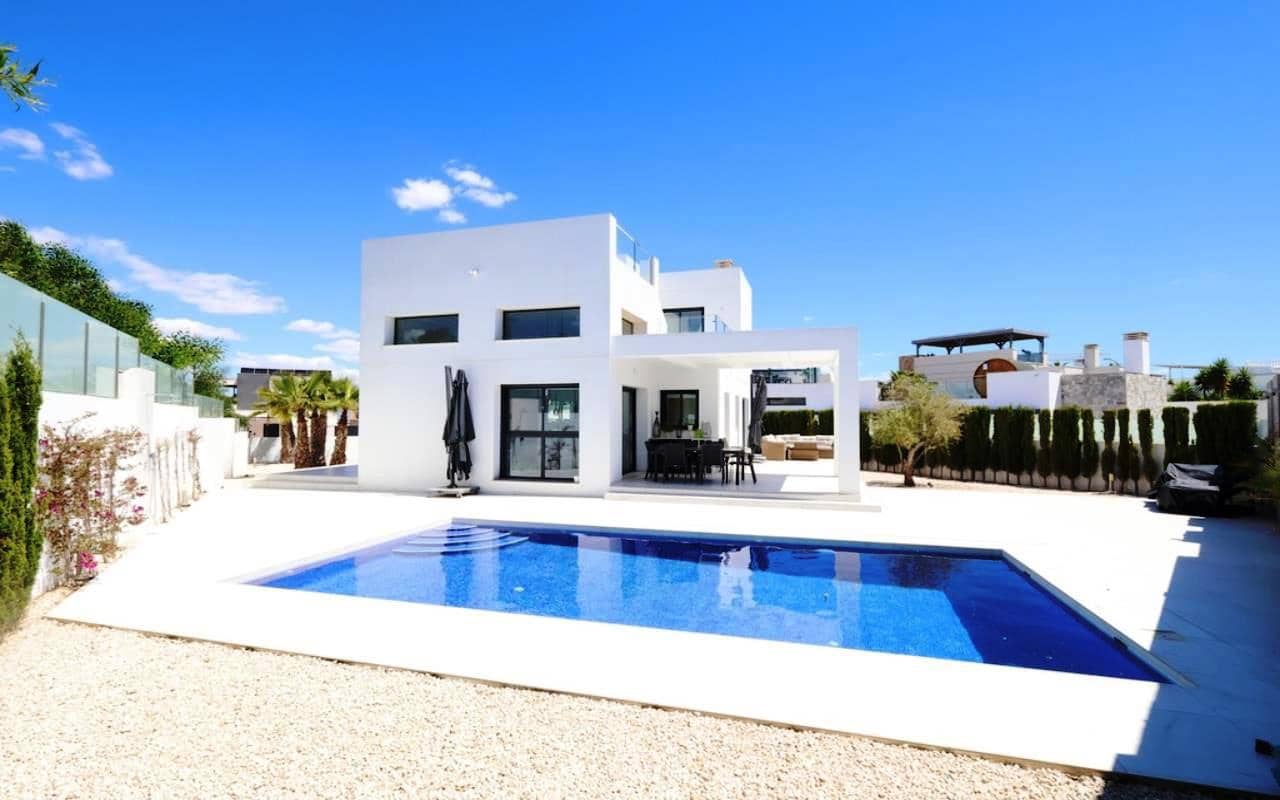3 sypialnia Willa na sprzedaż w Ciudad Quesada z basenem garażem - 699 000 € (Ref: 9850585)