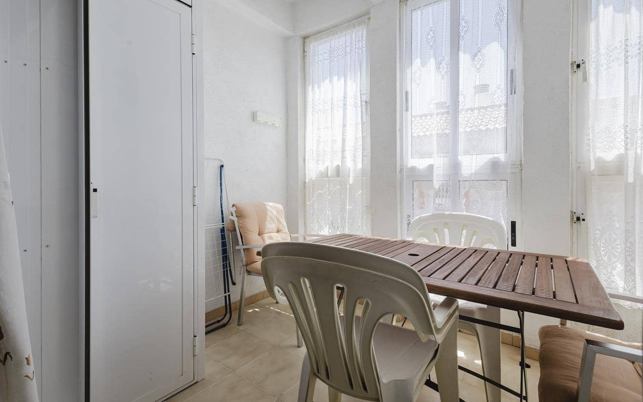 2 sypialnia Apartament na sprzedaż w Torrevieja z basenem garażem - 159 990 € (Ref: 9858652)