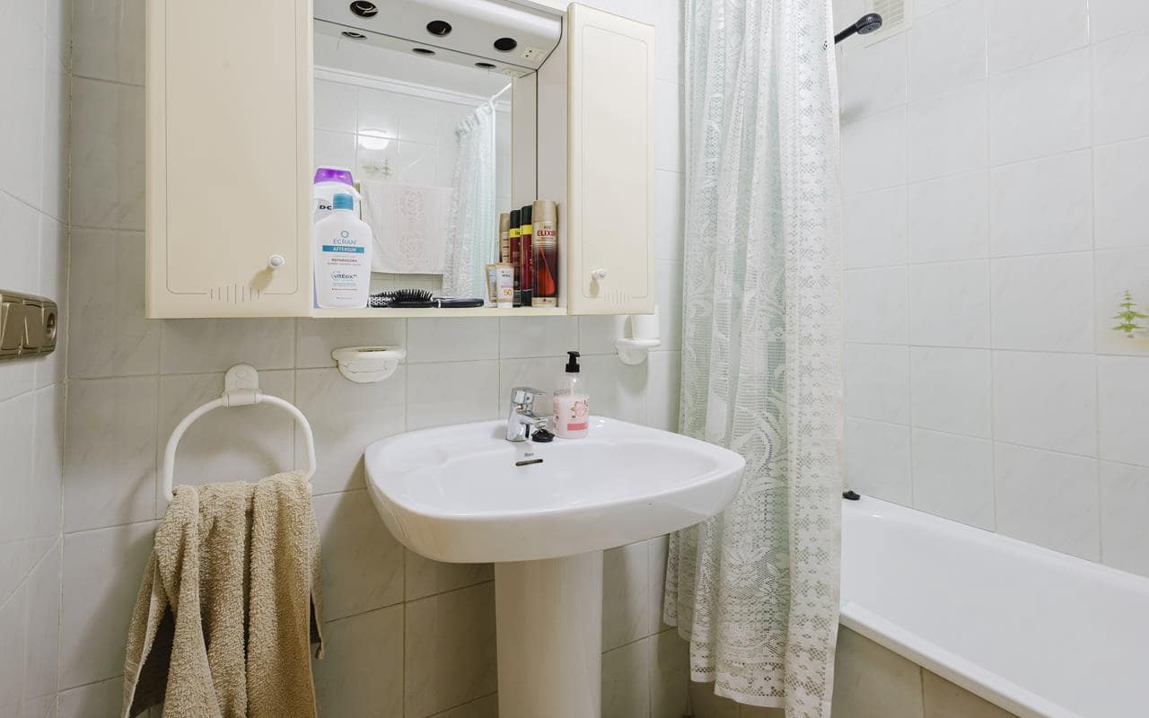 2 sypialnia Apartament na sprzedaż w Torrevieja z basenem garażem - 159 990 € (Ref: 9858652)