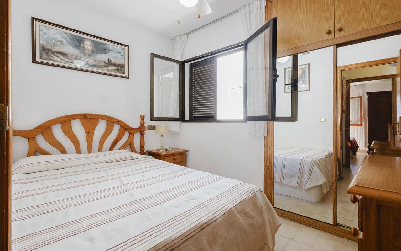 2 sypialnia Apartament na sprzedaż w Torrevieja z basenem garażem - 159 990 € (Ref: 9858652)