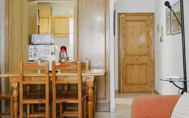 2 sypialnia Apartament na sprzedaż w Torrevieja z basenem garażem - 159 990 € (Ref: 9858652)