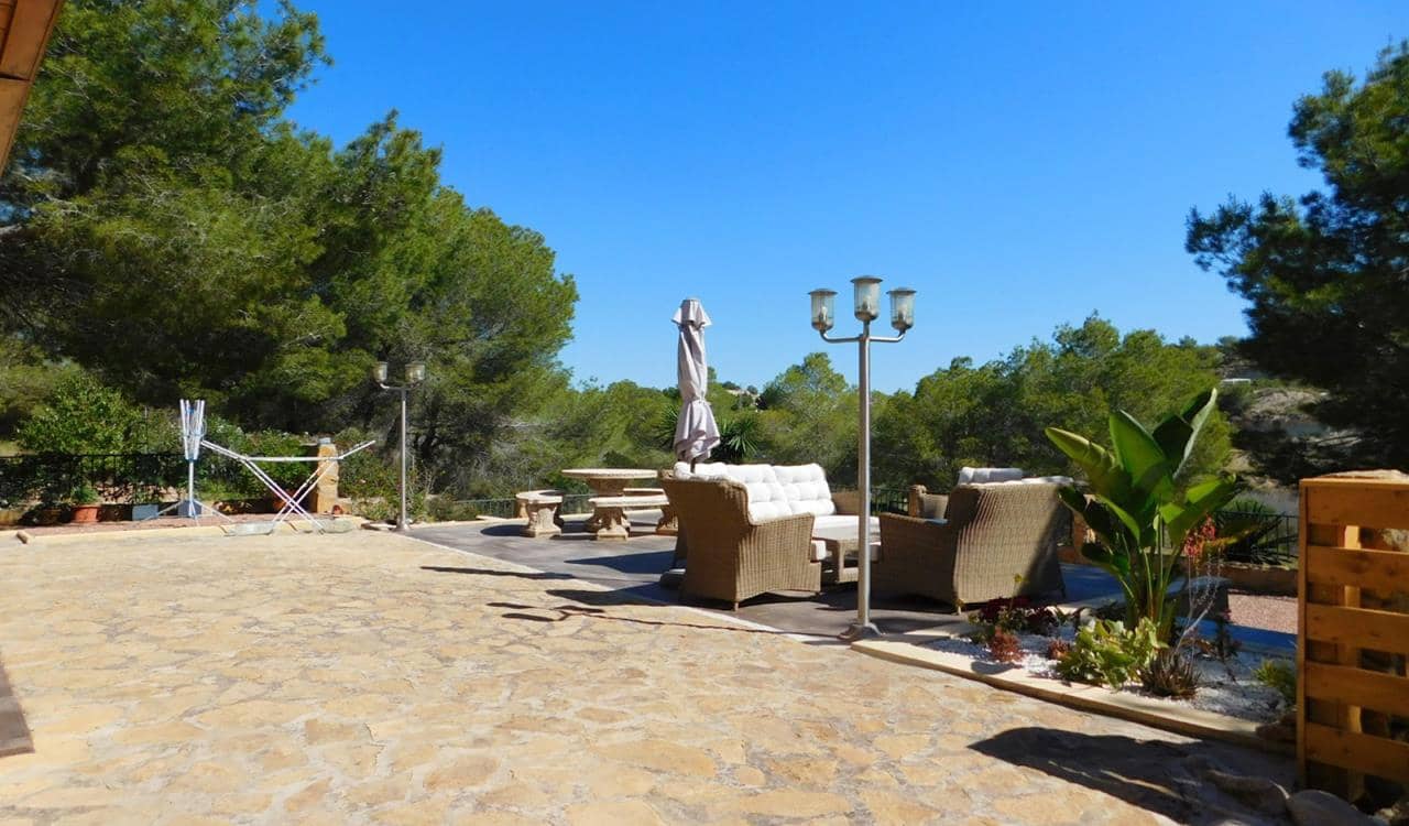 3 soverom Trehus til salgs i Torremendo med svømmebasseng garasje - € 330 000 (Ref: 9866155)