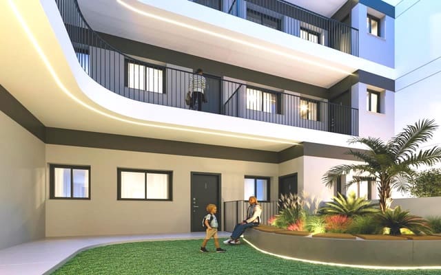 2 makuuhuone Kattohuoneisto myytävänä paikassa Torrevieja mukana uima-altaan 
autotalli - 359 000 € (Ref: 9872403)