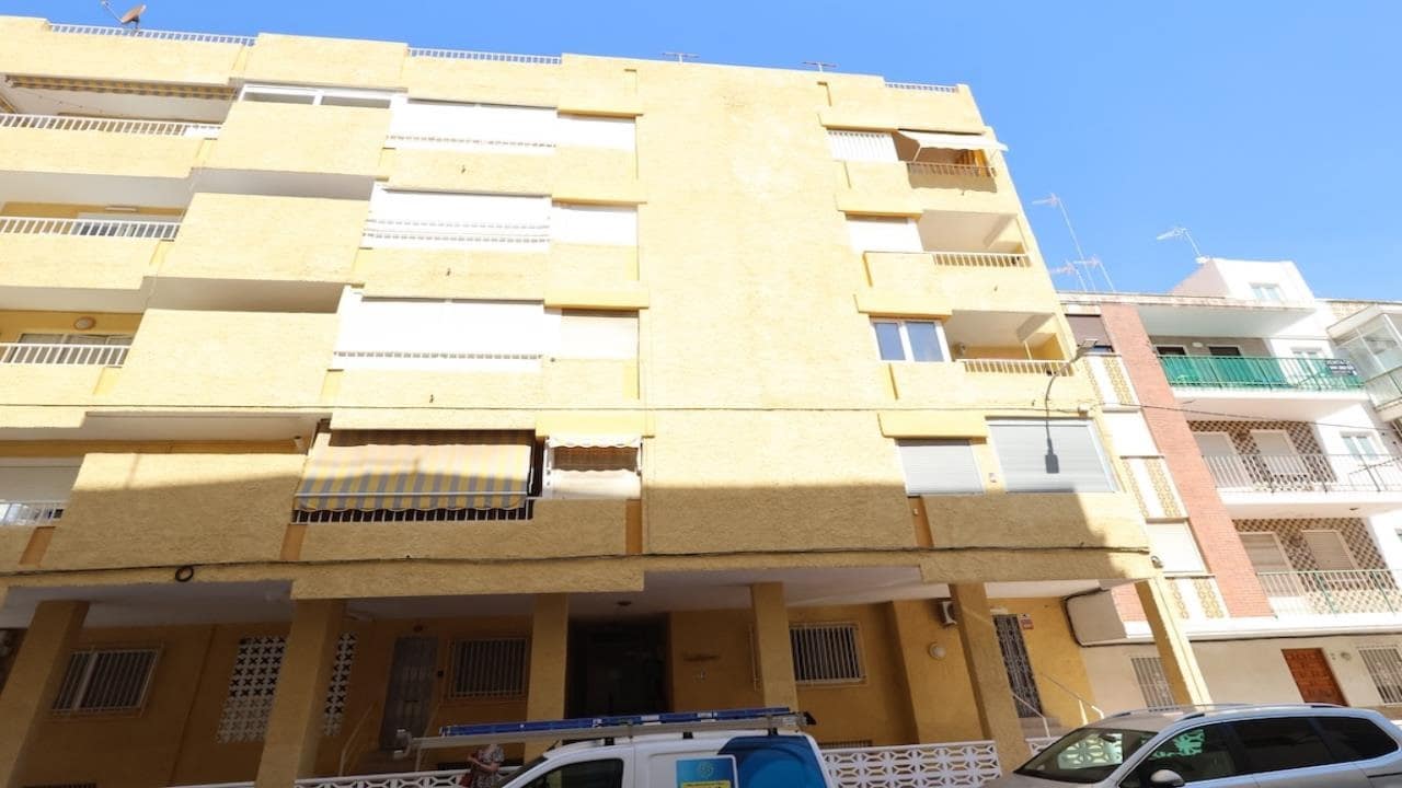 3 slaapkamer Appartement te koop in Torrevieja - € 239.000 (Ref: 9877128)