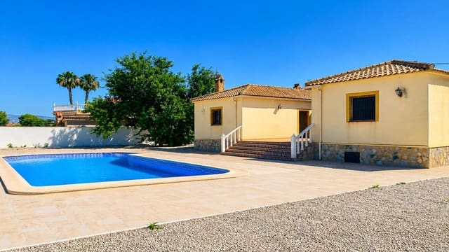 4 sypialnia Willa na sprzedaż w Catral z basenem garażem - 329 900 € (Ref: 9877447)