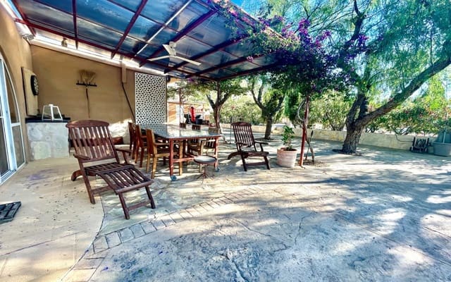 Finca/Casa Rural de 5 habitaciones en Crevillente / Crevillent en venta con piscina garaje - 422.000 € (Ref: 9880225)