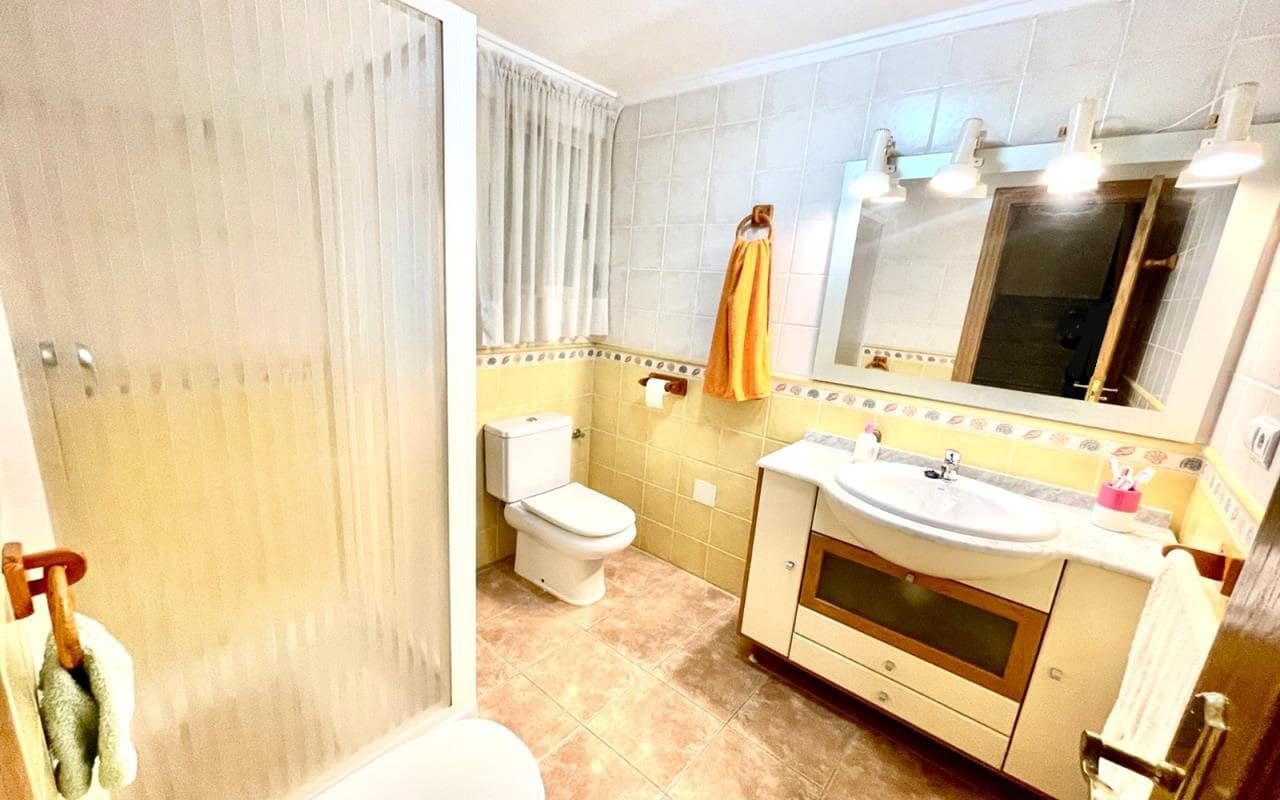 3 quarto Casa em Banda para venda em Almoradi com garagem - 265 000 € (Ref: 9880226)