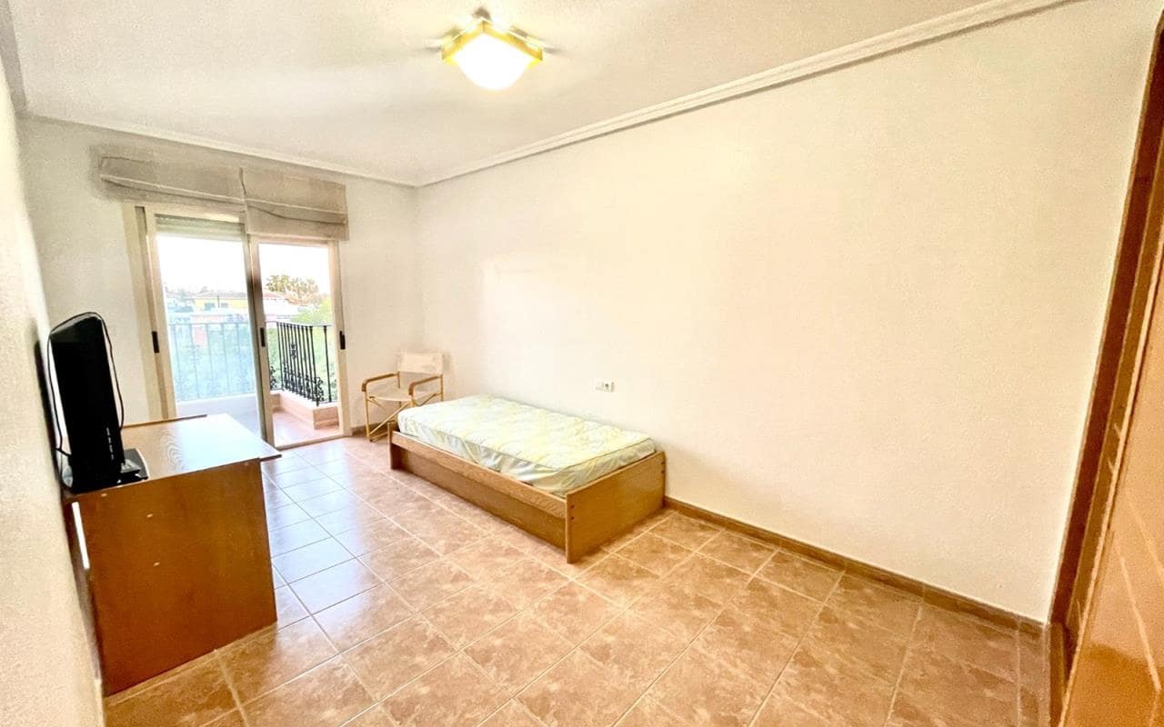 3 quarto Casa em Banda para venda em Almoradi com garagem - 265 000 € (Ref: 9880226)