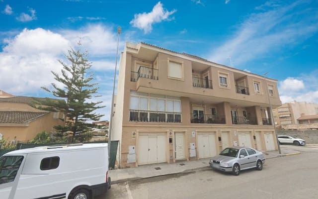 3 quarto Casa em Banda para venda em Almoradí com garagem - 265 000 € (Ref: 9880226)