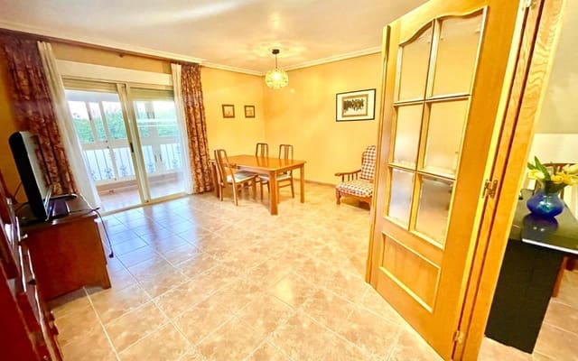 3 quarto Casa em Banda para venda em Almoradí com garagem - 265 000 € (Ref: 9880226)