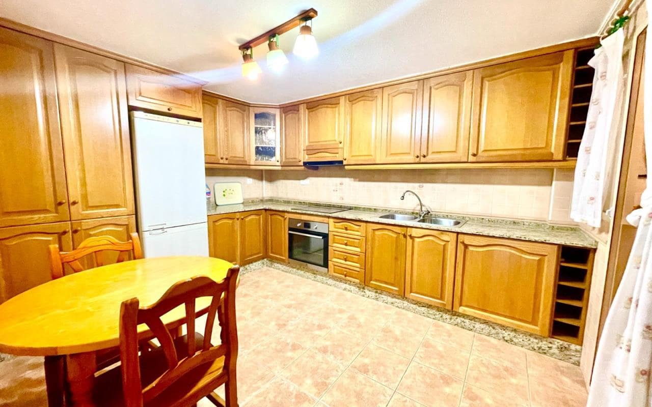 3 quarto Casa em Banda para venda em Almoradi com garagem - 265 000 € (Ref: 9880226)