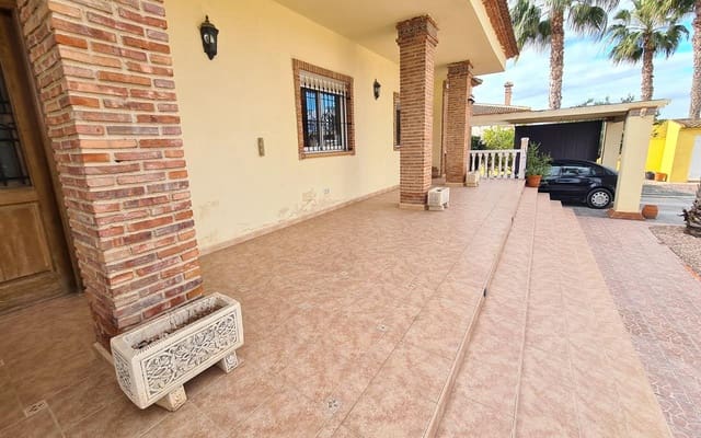 4 sovrum Villa till salu i Catral med pool garage - 390 000 € (Ref: 9883857)