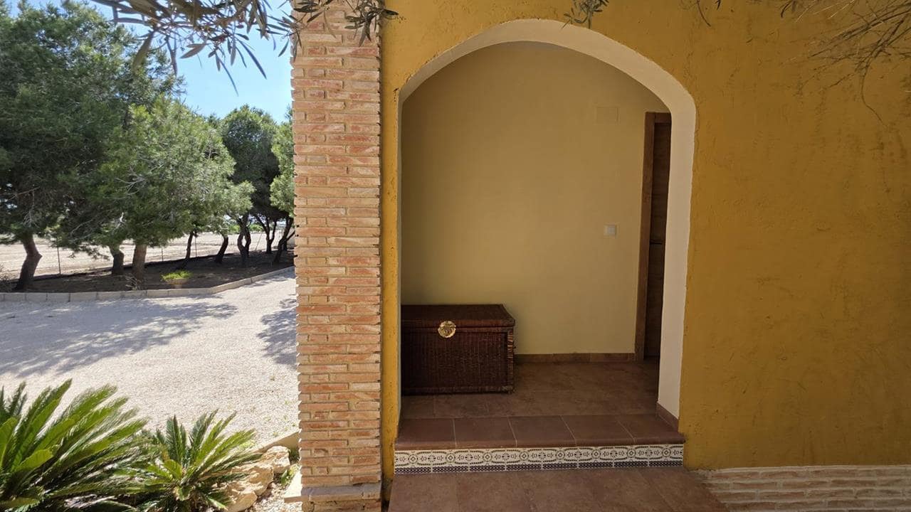 4 slaapkamer Finca/Landhuis te koop in Guardamar del Segura met zwembad garage - € 535.000 (Ref: 9885295)