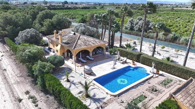 4 slaapkamer Finca/Landhuis te koop in Guardamar del Segura met zwembad garage - € 535.000 (Ref: 9885295)