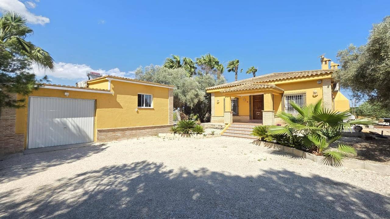 4 slaapkamer Finca/Landhuis te koop in Guardamar del Segura met zwembad garage - € 535.000 (Ref: 9885295)