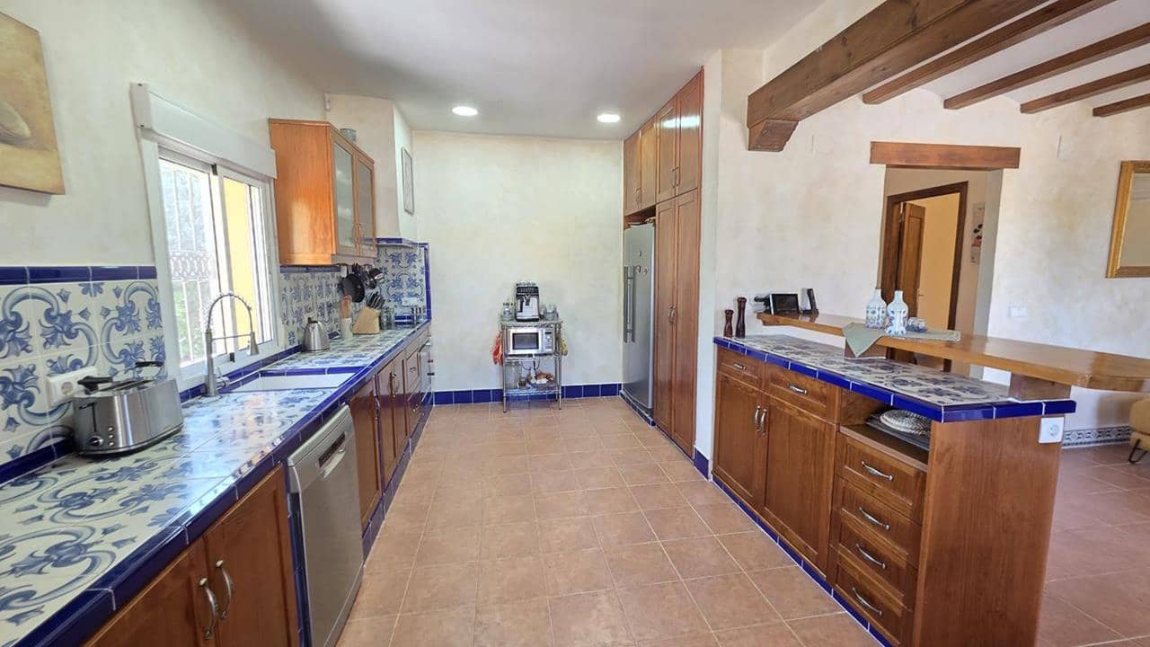 4 slaapkamer Finca/Landhuis te koop in Guardamar del Segura met zwembad garage - € 535.000 (Ref: 9885295)