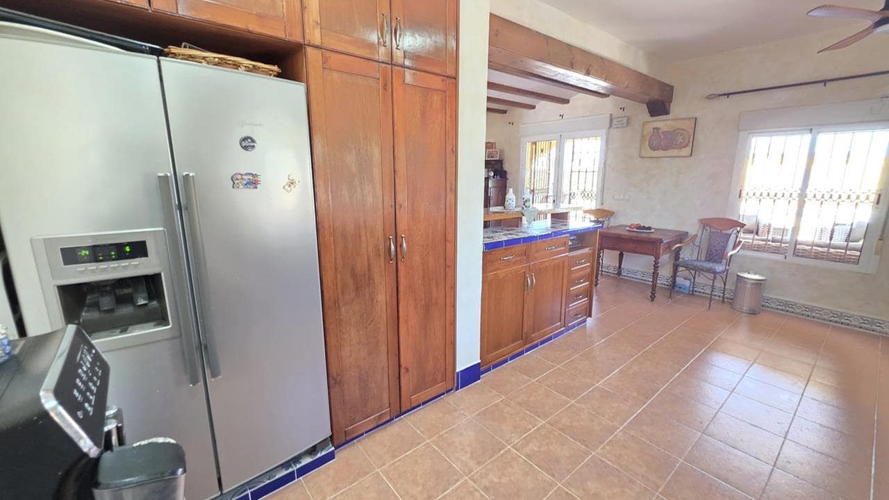 4 slaapkamer Finca/Landhuis te koop in Guardamar del Segura met zwembad garage - € 535.000 (Ref: 9885295)
