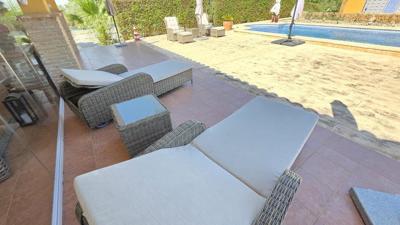 4 slaapkamer Finca/Landhuis te koop in Guardamar del Segura met zwembad garage - € 535.000 (Ref: 9885295)