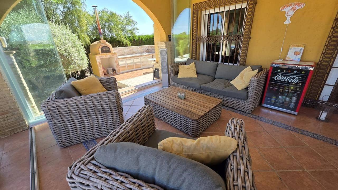 4 slaapkamer Finca/Landhuis te koop in Guardamar del Segura met zwembad garage - € 535.000 (Ref: 9885295)