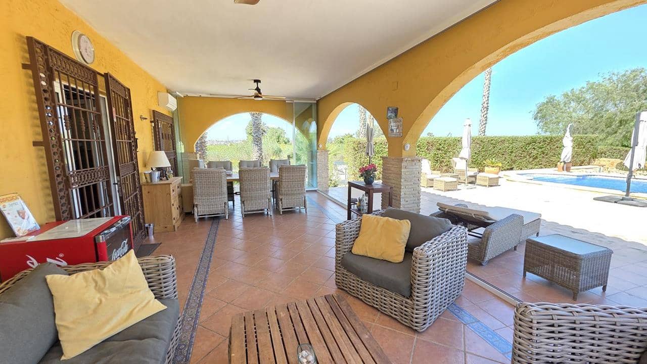 4 slaapkamer Finca/Landhuis te koop in Guardamar del Segura met zwembad garage - € 535.000 (Ref: 9885295)