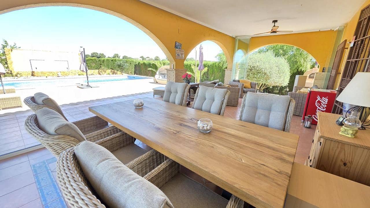 4 slaapkamer Finca/Landhuis te koop in Guardamar del Segura met zwembad garage - € 535.000 (Ref: 9885295)