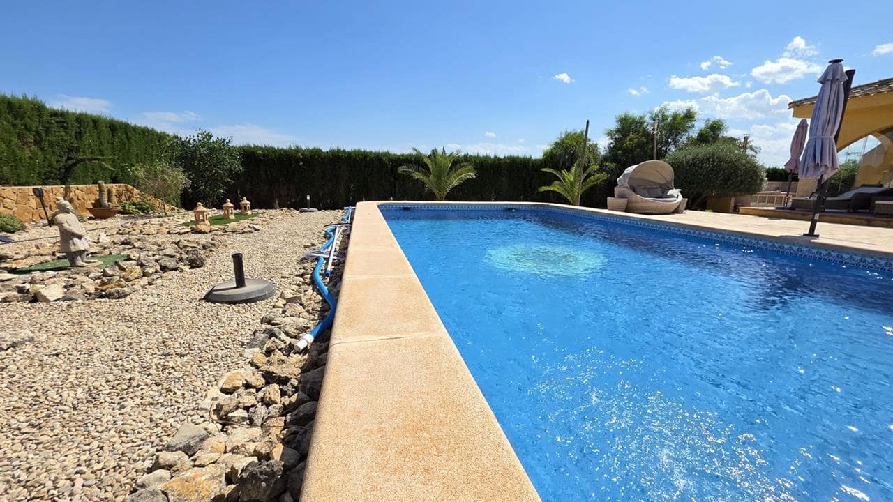 4 slaapkamer Finca/Landhuis te koop in Guardamar del Segura met zwembad garage - € 535.000 (Ref: 9885295)