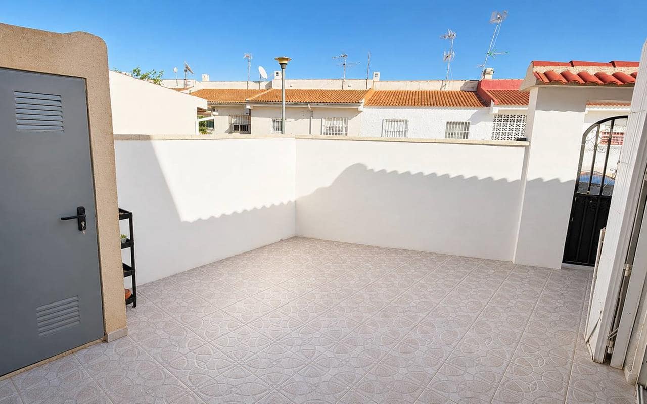 3 sypialnia Bungalow na sprzedaż w Torrevieja - 169 500 € (Ref: 9885333)