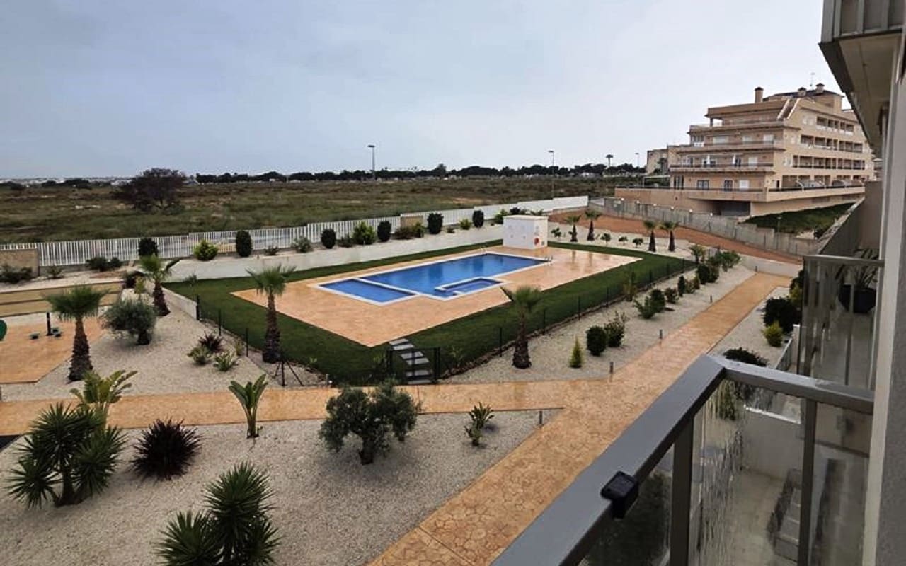 2 sypialnia Apartament na sprzedaż w Villamartin z basenem garażem - 315 000 € (Ref: 9889295)