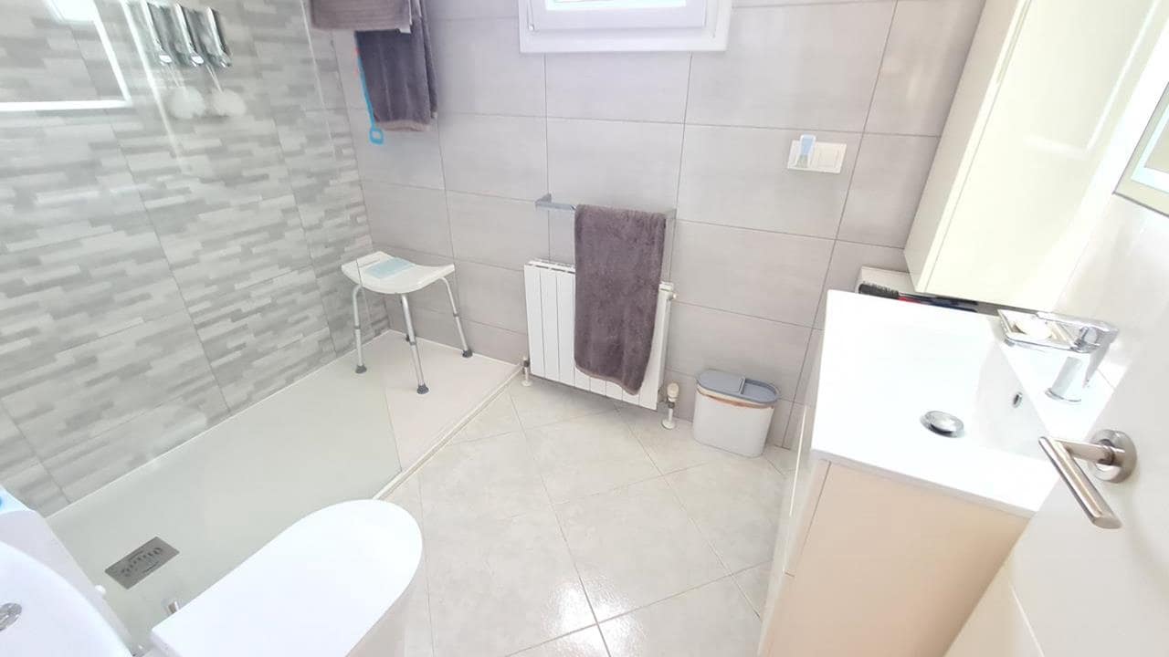 3 soveværelse Finca/Landehus til salg i Catral med swimmingpool garage - € 439.000 (Ref: 9891054)