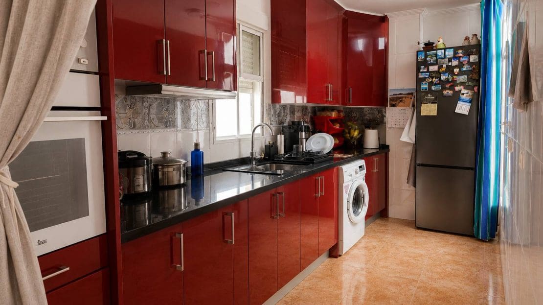 3 slaapkamer Appartement te koop in Torrevieja met zwembad garage - € 179.500 (Ref: 9924939)