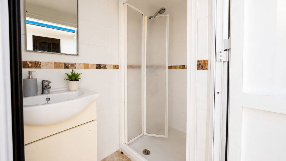 3 slaapkamer Appartement te koop in Torrevieja met zwembad garage - € 179.500 (Ref: 9924939)