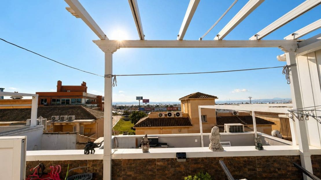3 slaapkamer Appartement te koop in Torrevieja met zwembad garage - € 179.500 (Ref: 9924939)