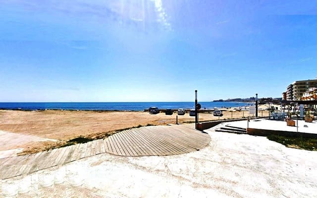 2 soveværelse Lejlighed til salg i La Mata, Torrevieja - € 165.000 (Ref: 9925144)
