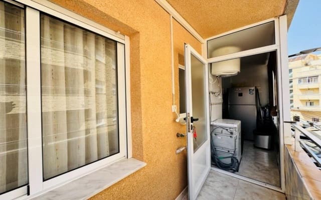 2 soveværelse Lejlighed til salg i La Mata, Torrevieja - € 165.000 (Ref: 9925144)