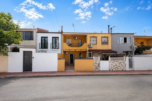 3 camera da letto Casa in vendita in Torrevieja con garage - 193.000 € (Rif: 9925253)