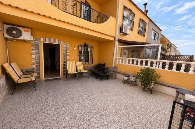 3 camera da letto Casa in vendita in Torrevieja con garage - 193.000 € (Rif: 9925253)