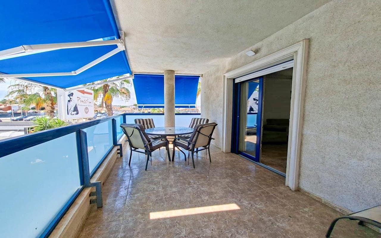 2 Zimmer Apartment zu verkaufen in Cabo Roig mit Pool Garage - 200.000 € (Ref: 9926481)