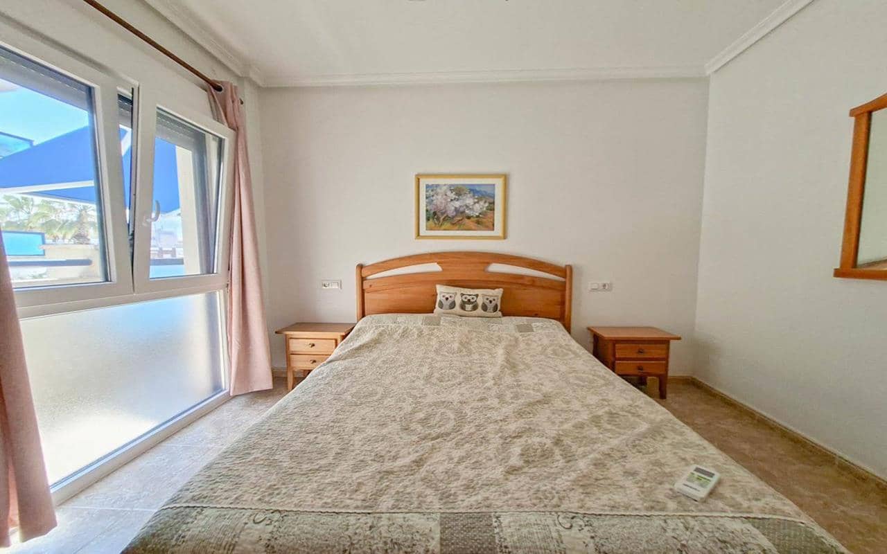 2 Zimmer Apartment zu verkaufen in Cabo Roig mit Pool Garage - 200.000 € (Ref: 9926481)