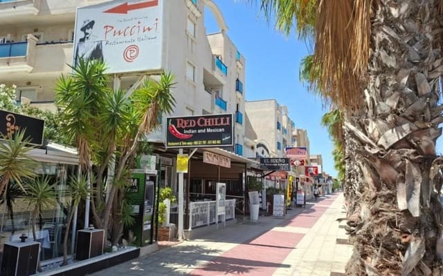 2 Zimmer Apartment zu verkaufen in Cabo Roig, Orihuela mit Pool Garage - 200.000 € (Ref: 9926481)