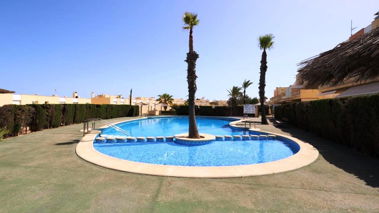 3 bedroom Townhouse for sale in Dehesa de Campoamor with pool garage - € 390,000 (Ref: 9928355)