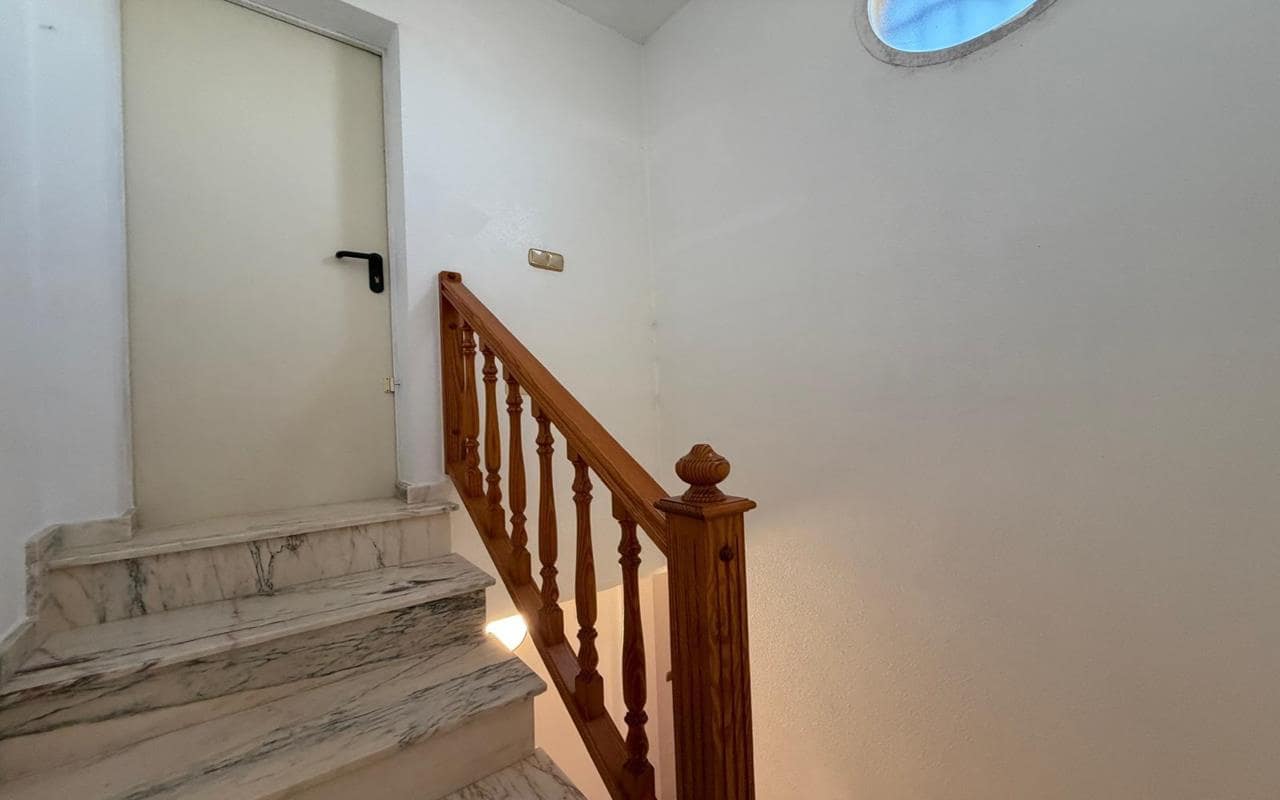 2 soverom Hus til salgs i Villamartin med svømmebasseng garasje - € 209 900 (Ref: 9928486)