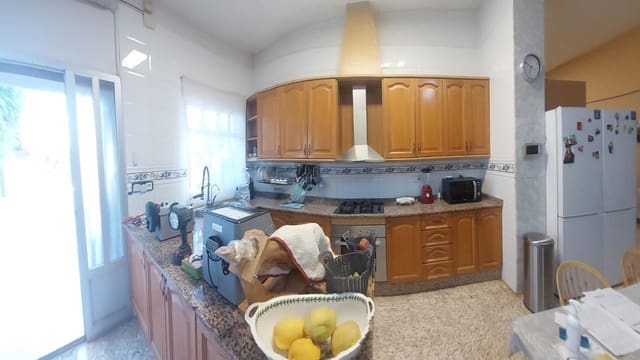3 soveværelse Finca/Landehus til salg i Albatera med swimmingpool garage - € 340.000 (Ref: 9929954)