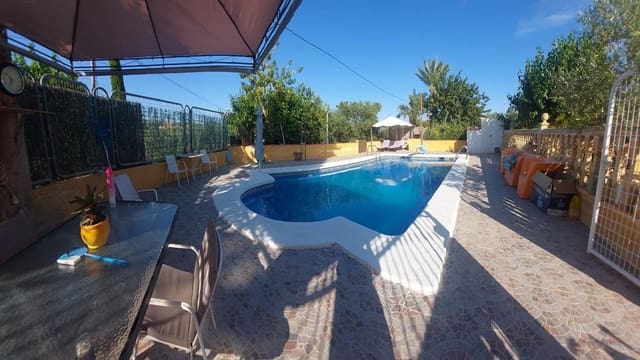 3 soveværelse Finca/Landehus til salg i Albatera med swimmingpool garage - € 340.000 (Ref: 9929954)