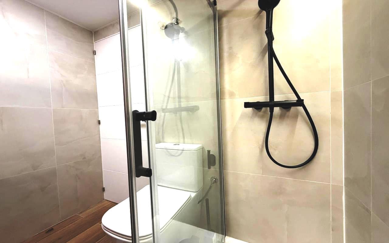 2 soverom Leilighet til salgs i Torrevieja med svømmebasseng garasje - € 169 900 (Ref: 9932355)