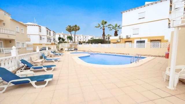 5 soverom Villa til salgs i Villamartin, Orihuela med svømmebasseng - € 395 000 (Ref: 9937128)