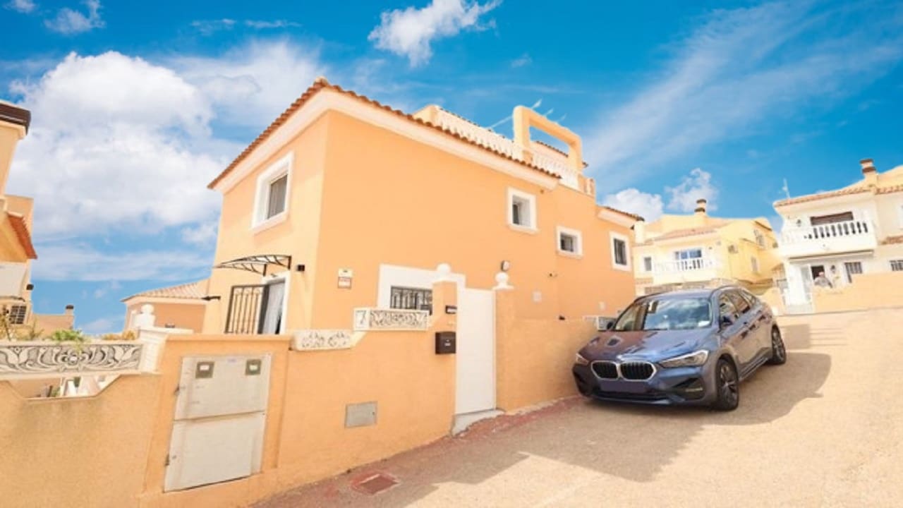 5 soverom Villa til salgs i Villamartin med svømmebasseng - € 395 000 (Ref: 9937128)