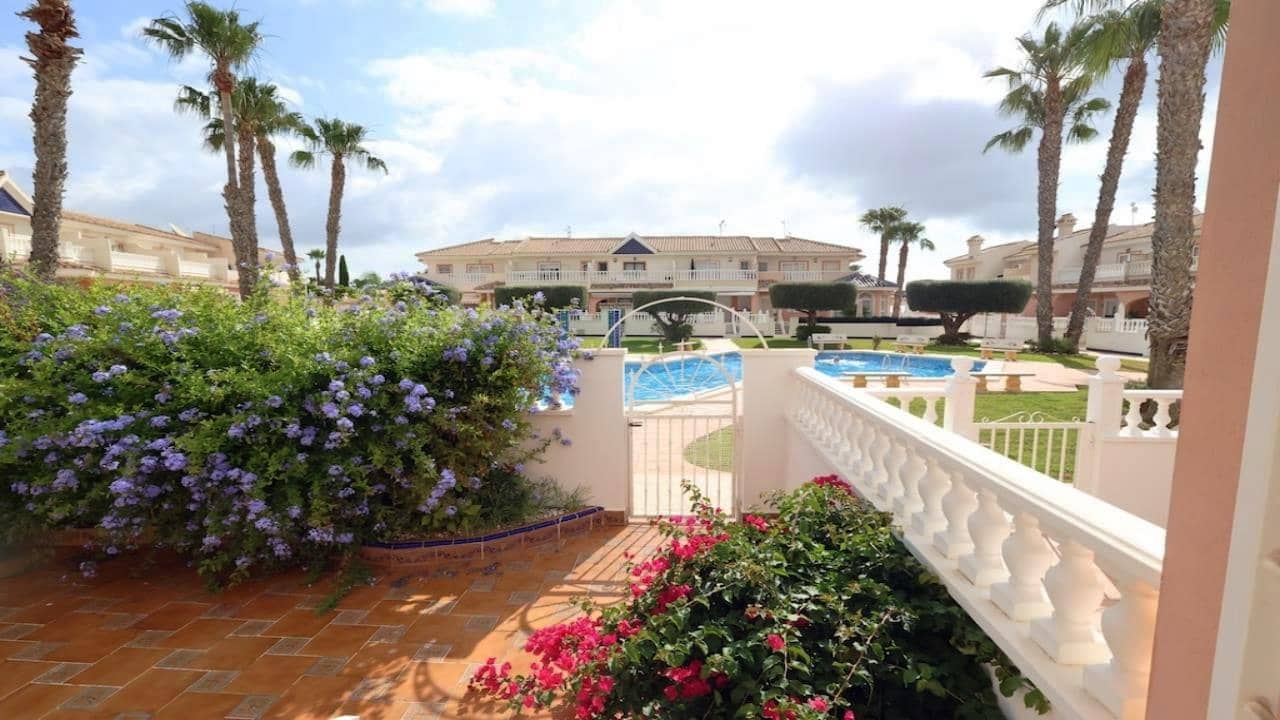 3 chambre Maison de Ville à vendre à Ciudad Quesada avec piscine garage - 340 000 € (Ref: 9938705)