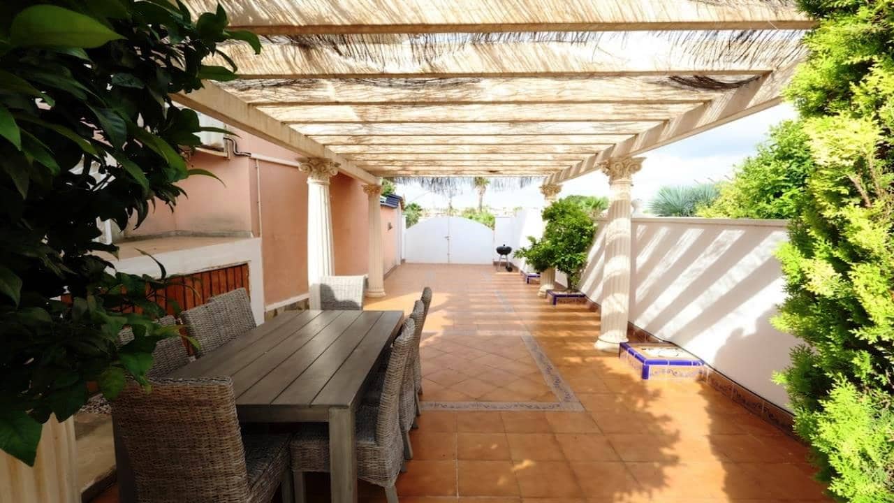 3 chambre Maison de Ville à vendre à Ciudad Quesada avec piscine garage - 340 000 € (Ref: 9938705)