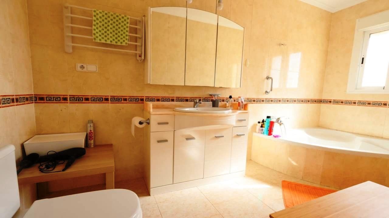 3 chambre Maison de Ville à vendre à Ciudad Quesada avec piscine garage - 340 000 € (Ref: 9938705)