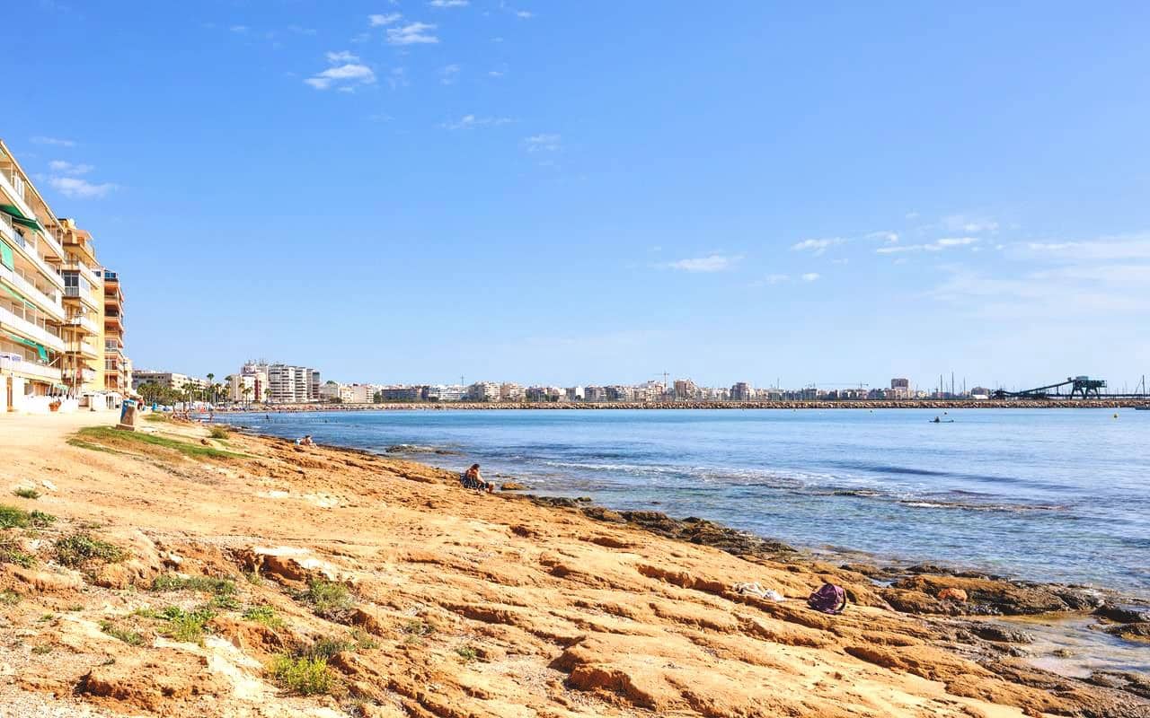 2 soverom Leilighet til salgs i Torrevieja med svømmebasseng - € 149 900 (Ref: 9939011)